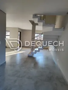 Sobrado com 3 Quartos à venda, 128m² no Novo Mundo, Curitiba