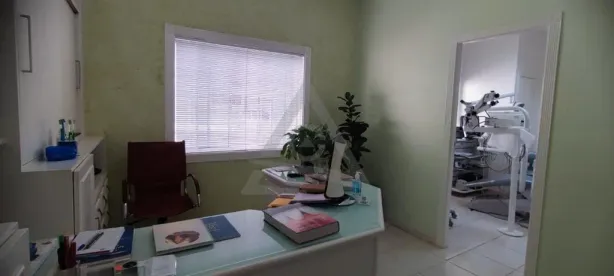 Imóvel Comercial com 4 Quartos à venda, 175m² no Centro, Campinas