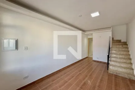 Casa com 2 Quartos à venda, 125m² no Parque Colonial, São Paulo