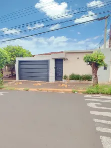 Casa com 3 Quartos para alugar, 180m² no Vila Souto, Bauru