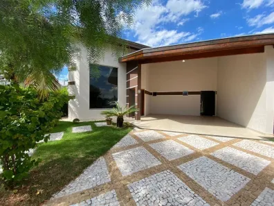 Casa de Condomínio com 3 Quartos para alugar, 230m² no Jardim Imperador, Americana