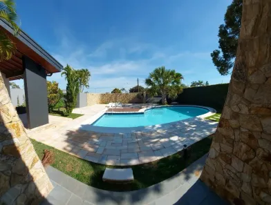 Sobrado com 5 Quartos à venda, 1200m² no Jardim Brasília, Mogi Mirim