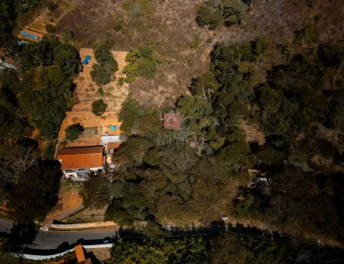 Lote/Terreno à venda, 1600m² no Samambaia, Petrópolis