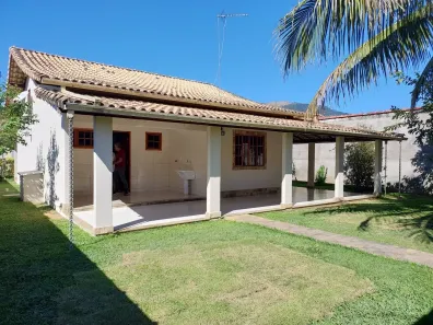 Casa com 3 Quartos à venda, 450m² no Japuíba, Cachoeiras de Macacu
