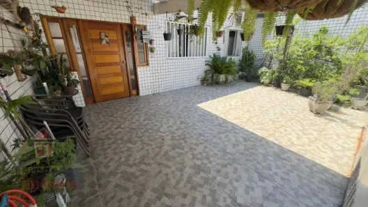 Casa com 2 Quartos à venda, 88m² no Guilhermina, Praia Grande