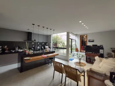Casa com 2 Quartos à venda, 157m² no Carlos Prates, Belo Horizonte