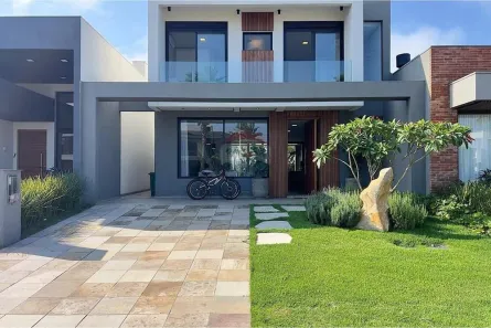 Casa de Condomínio com 4 Quartos à venda, 211m² no XANGRI-LÁ, Xangri-lá
