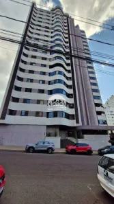 Apartamento com 2 Quartos para alugar, 257m² no Centro, Cascavel