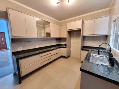 Casa com 3 Quartos à venda, 200m² no Residencial Ouro Verde, Botucatu