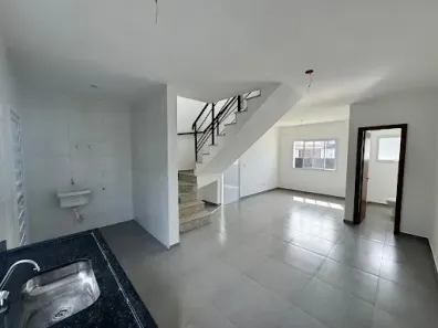 Sobrado com 2 Quartos à venda, 90m² no Centro, Bertioga