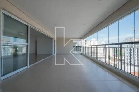 Apartamento com 3 Quartos para alugar, 213m² no Santo Amaro, São Paulo