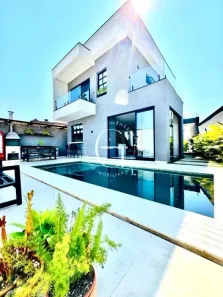 Casa com 3 Quartos à venda, 280m² no Alto de Santa Lúcia, Carapicuíba