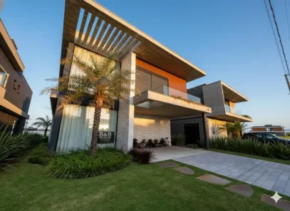 Casa de Condomínio com 5 Quartos à venda, 360m² no , Xangri-Lá