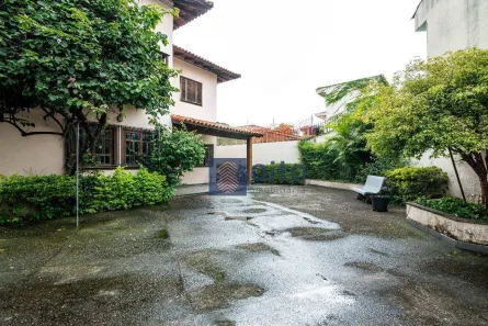 Casa com 4 Quartos à venda, 300m² no Jardim das Bandeiras, São Paulo