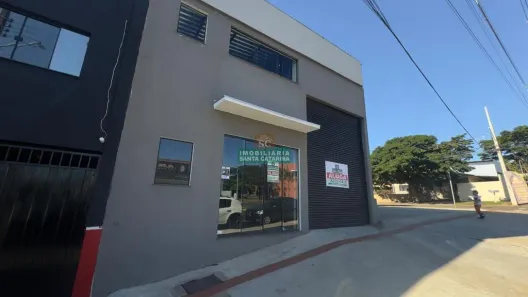 Galpão/Depósito/Armazém para alugar, 219m² no Jardim São Francisco, Maringá