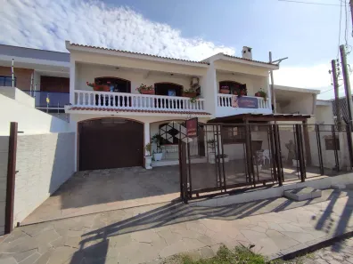 Casa com 4 Quartos à venda, 213m² no Dom Antônio Reis, Santa Maria