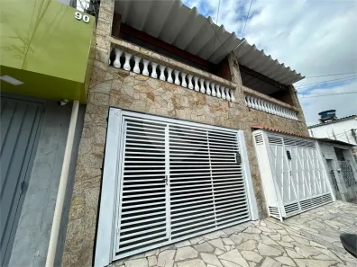 Sobrado com 4 Quartos à venda, 397m² no Vila Carbone, São Paulo
