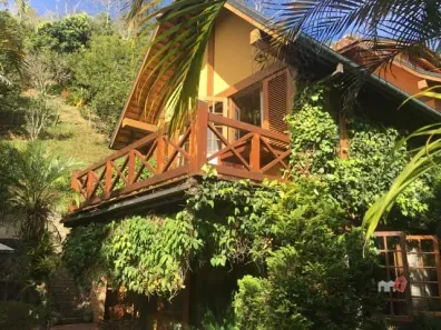 Casa com 3 Quartos à venda, 300m² no Araras, Petrópolis