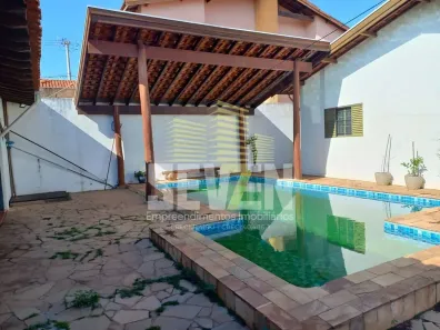 Casa com 3 Quartos à venda, 212m² no Vila Nova Paulista, Bauru