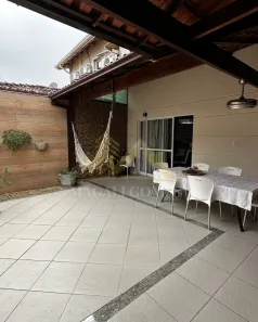 Casa de Condomínio com 2 Quartos à venda, 180m² no Morada de Laranjeiras, Serra
