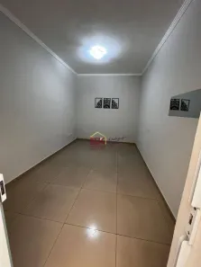 Imóvel Comercial com 4 Quartos à venda, 101m² no Jardim Santa Clara, Taubaté