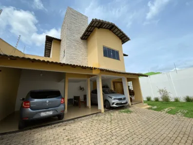 Sobrado com 5 Quartos à venda, 217m² no Santa Rosa, Cuiabá