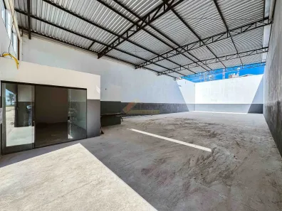 Galpão/Depósito/Armazém para alugar, 360m² no Geraldo Pereira, Divinópolis