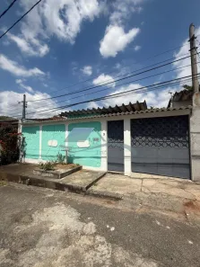 Casa com 3 Quartos para alugar, 100m² no Campo Grande, Rio de Janeiro