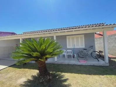 Casa com 4 Quartos à venda, 130000m² no Capão da Canoa, Capão da Canoa