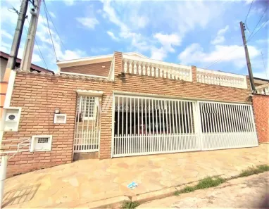 Casa com 3 Quartos à venda, 162m² no Jardim Interlagos, Campinas