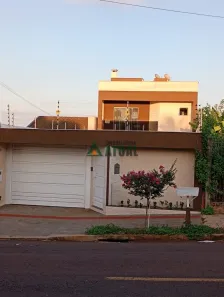 Casa com 3 Quartos à venda, 162m² no Colúmbia, Londrina