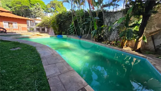 Sobrado com 5 Quartos à venda, 400m² no Moinho Velho, São Paulo