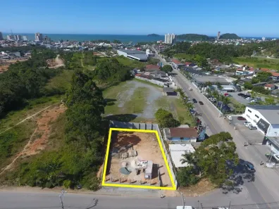 Lote/Terreno à venda, 816m² no Nossa Senhora da Paz, Balneário Piçarras