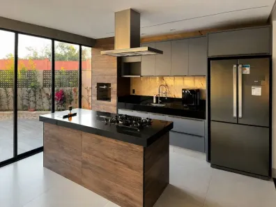 Casa de Condomínio com 3 Quartos à venda, 200m² no Residencial Condomínio Jardim Veneza, Senador Canedo