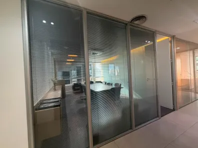 Sala Comercial para venda ou aluguel, 196m² no Cidade Monções, São Paulo