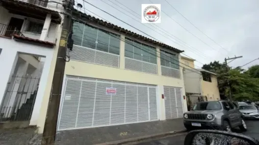 Casa com 2 Quartos para alugar, 100m² no Vila Romana, São Paulo