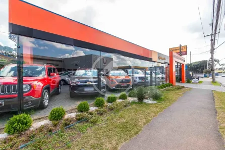 Ponto Comercial à venda, 590m² no Xaxim, Curitiba