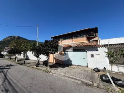 Casa com 3 Quartos à venda, 268m² no São Francisco, Niterói