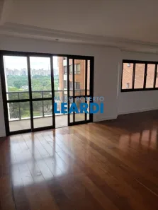Apartamento com 3 Quartos à venda, 213m² no Jardim Europa, São Paulo