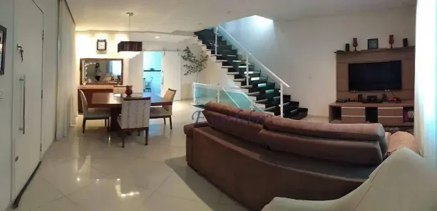 Sobrado com 3 Quartos à venda, 170m² no Parque Vitória, São Paulo