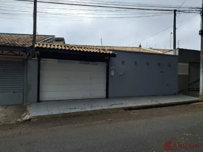 Casa com 2 Quartos à venda, 120m² no Jardim Gurilândia, Taubaté