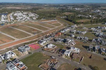Lote/Terreno à venda, 300m² no Tomazetti, Santa Maria
