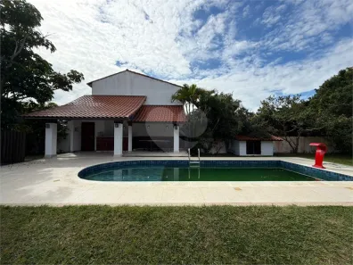 Casa com 4 Quartos à venda, 388m² no Ogiva, Cabo Frio