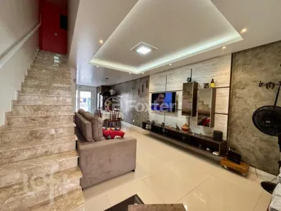 Casa com 2 Quartos à venda, 95m² no Guarujá, Porto Alegre