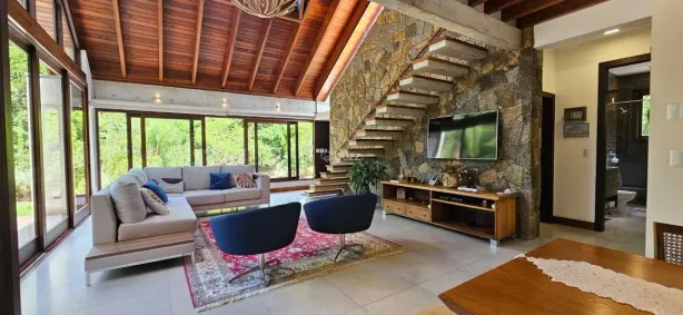 Casa de Condomínio com 3 Quartos à venda, 223m² no Rio Tavares, Florianópolis