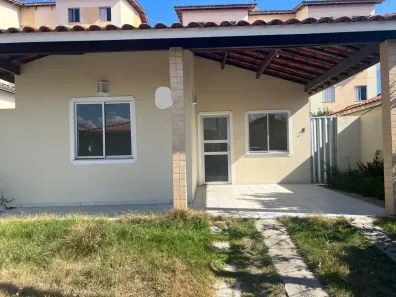 Casa de Condomínio com 3 Quartos para alugar, 55m² no Pedra do Descanso, Feira de Santana