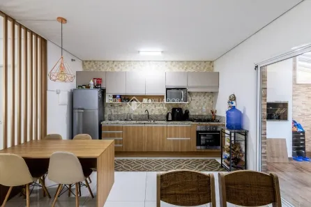 Sobrado com 3 Quartos à venda, 130m² no Igara, Canoas