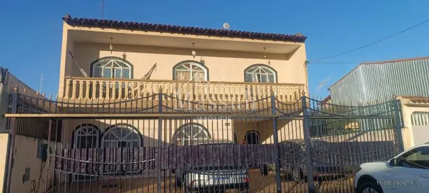 Casa com 10 Quartos à venda, 360m² no Taguatinga Norte, Brasília