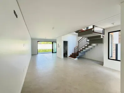 Casa com 3 Quartos à venda, 185m² no Lagoa da Conceição, Florianópolis