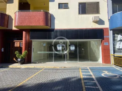 Sala Comercial para alugar, 200m² no Região do Lago, Cascavel
